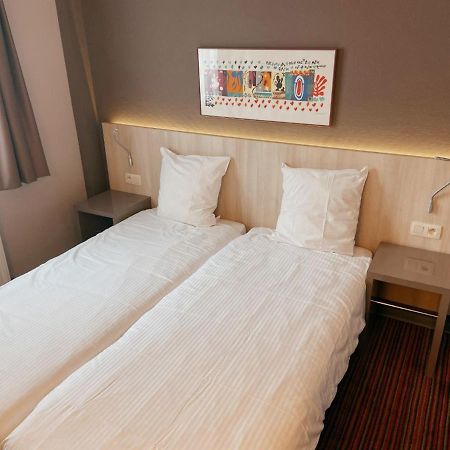 Hotel Les100Ciels Saint-Hubert Esterno foto